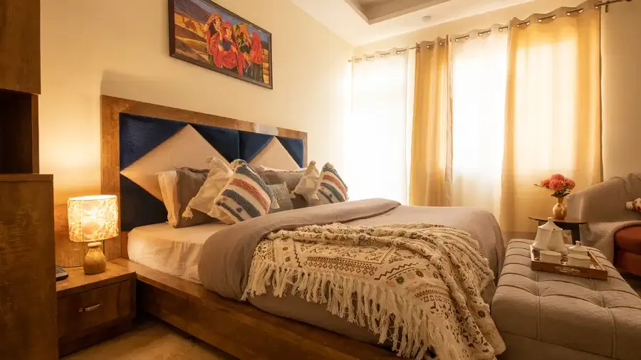 Executive Room with Balcony & Hill View with Room Heater